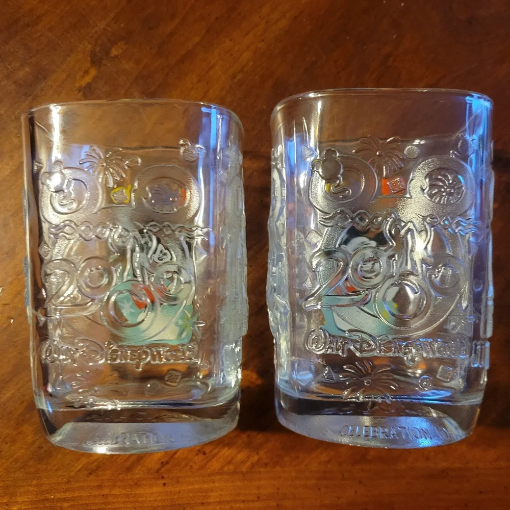 Mickey Mouse Walt Disney World Celebration 2000 Glass Cups McDonalds